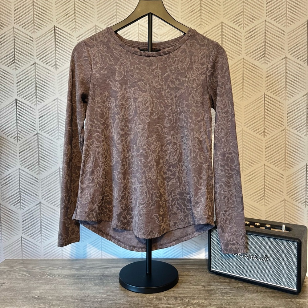 Simply Vera Vera Wang Women’s Plum Floral Patterned Long-Sleeve Top - EUC